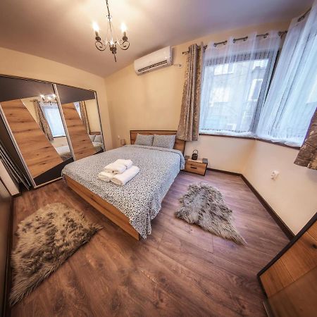Design 1Bdr Apartment In Top Center - Free Parking Sofia Exterior foto