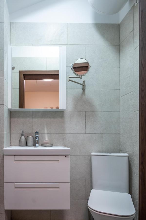 Design 1Bdr Apartment In Top Center - Free Parking Sofia Exterior foto